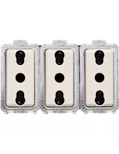 Bticino 5180//3 prise triplex magique 2P T 10//16A